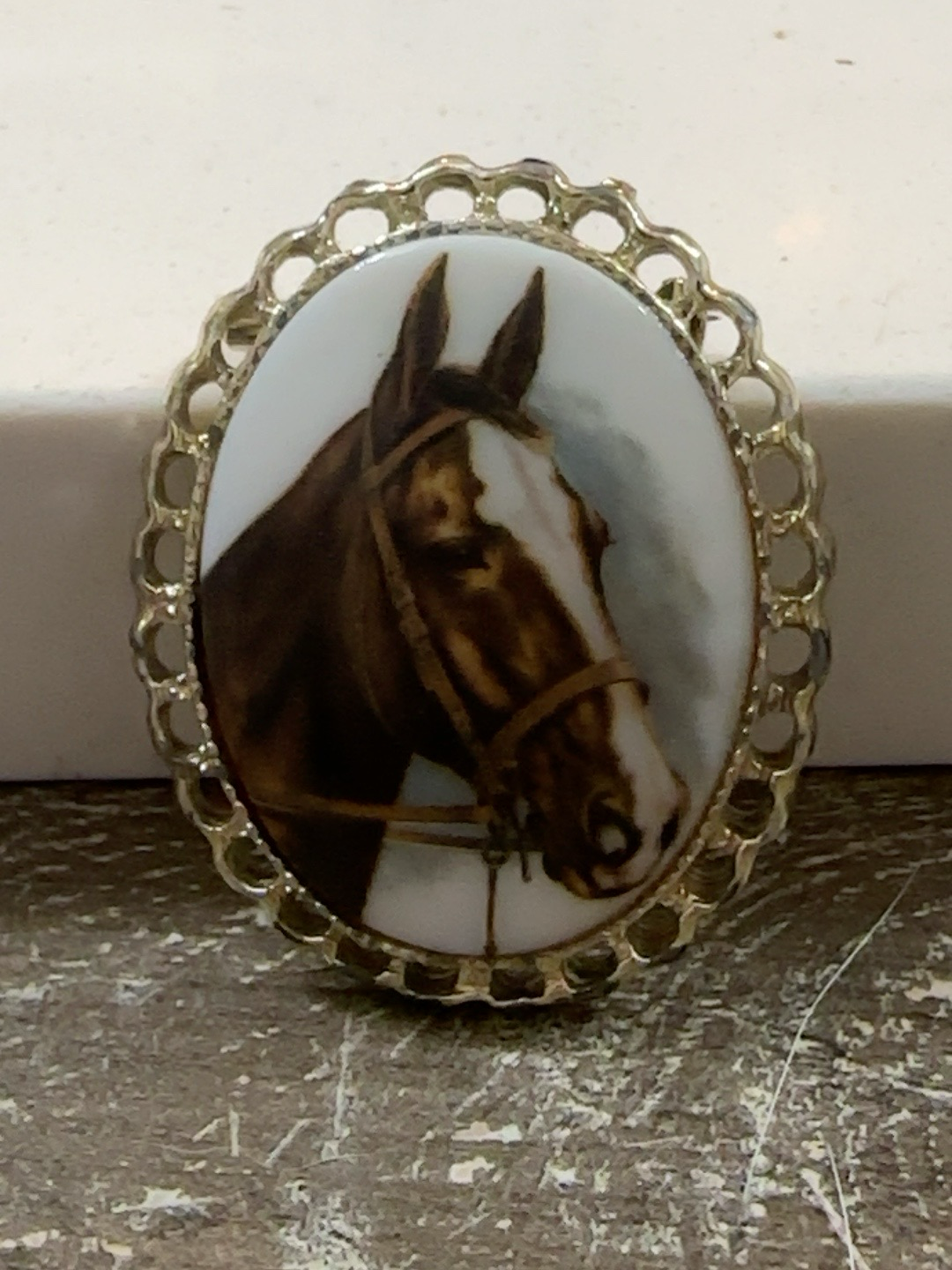 Vintage Horse Portrait Brooch | Equestrian Porcelain Cameo Pin | Gold Tone Horse Jewelry | Horse Lover Gift Western Riding Jewelry