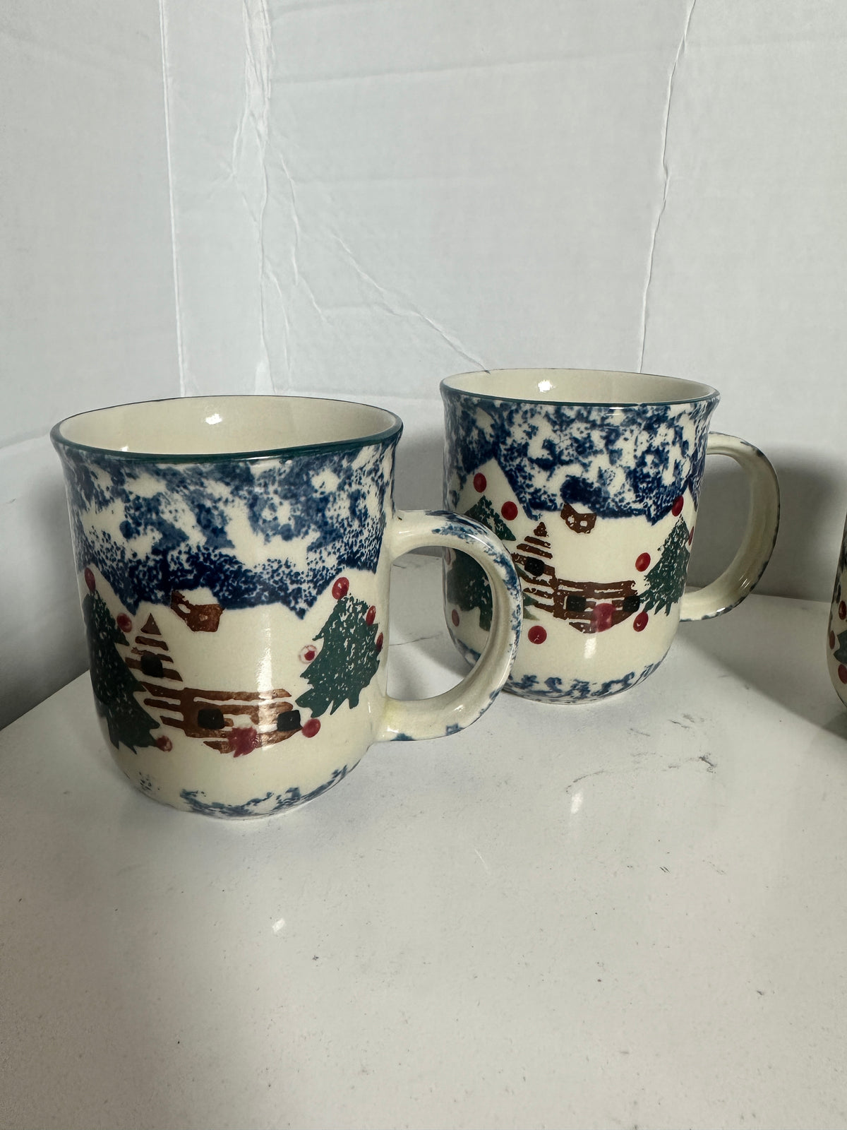 Vintage Tienshan Folk Craft Cabin Snow Dinner Plates & Mugs – Set of 4 – 8 Pieces – Christmas Spongeware