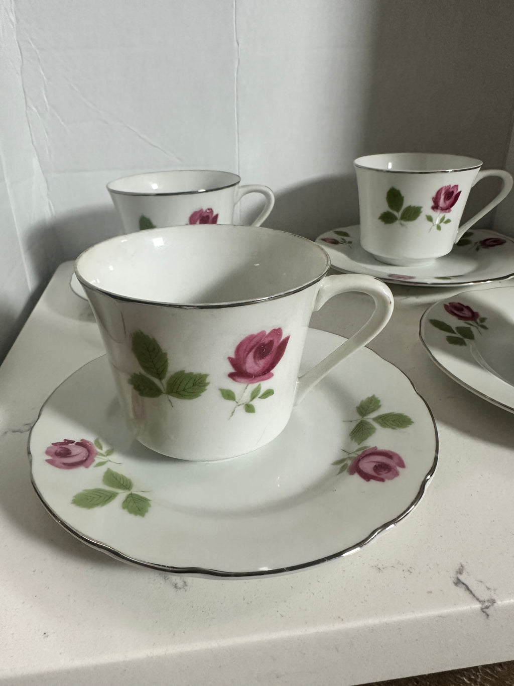 Vintage Fine China Japan Pink Rose Cups & Saucers – Set of 4 – Silver Trim – 8 Pieces