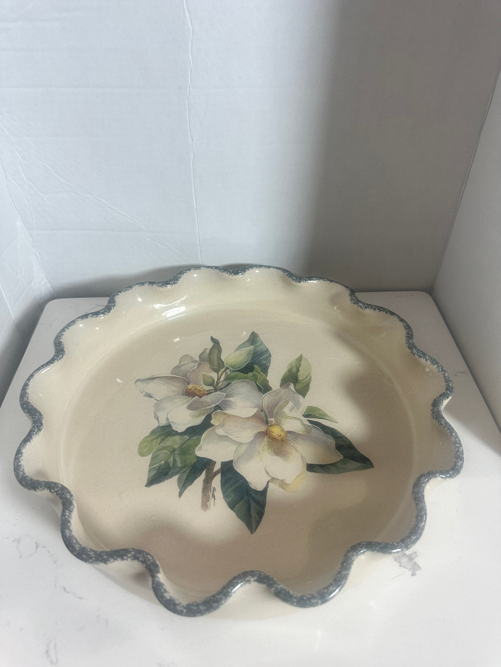Vintage 2000 Home & Garden Party Magnolia Stoneware Serving Bowl – 12.5” Scalloped – Made in USA