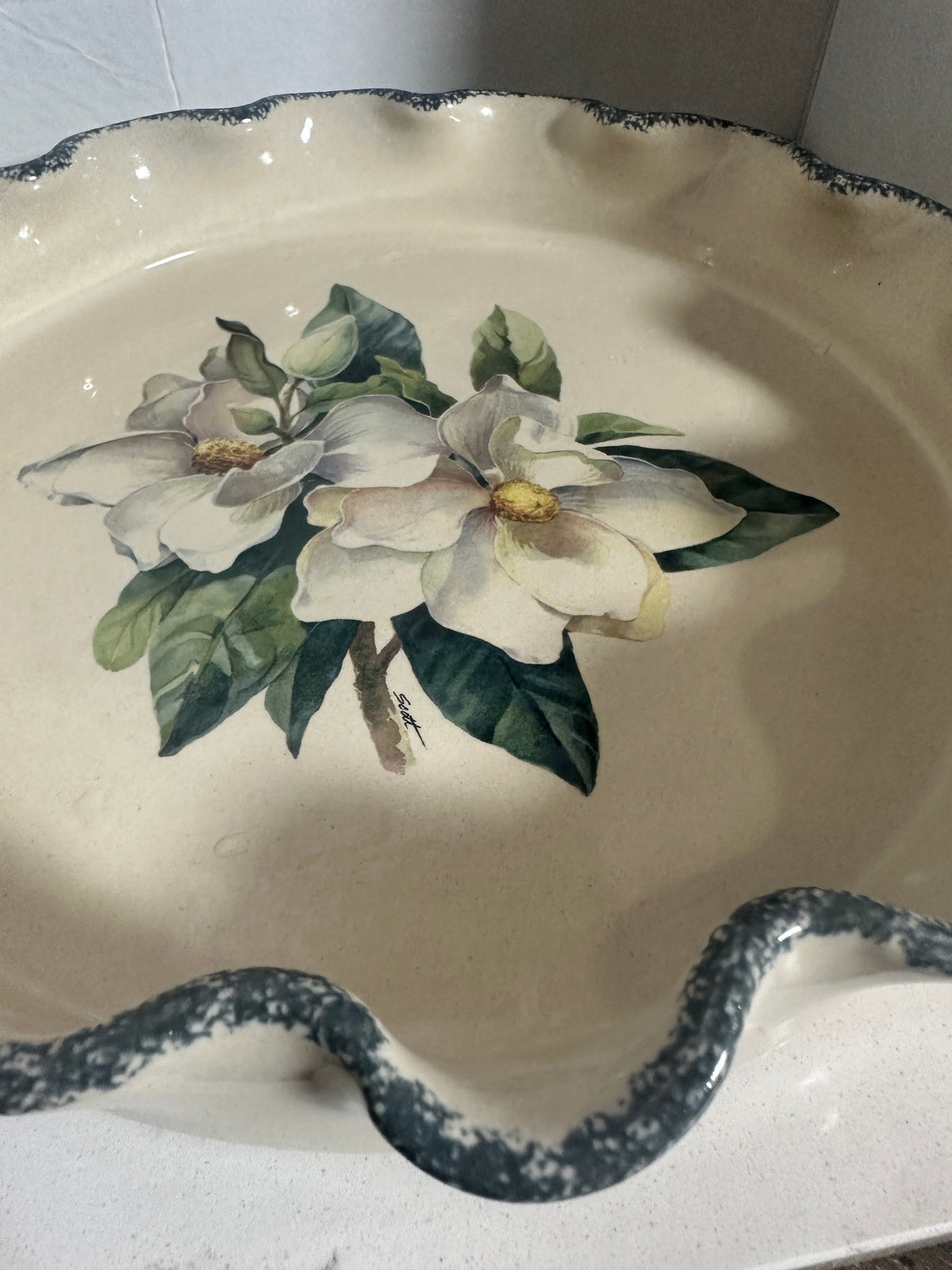 Vintage 2000 Home & Garden Party Magnolia Stoneware Serving Bowl – 12.5” Scalloped – Made in USA