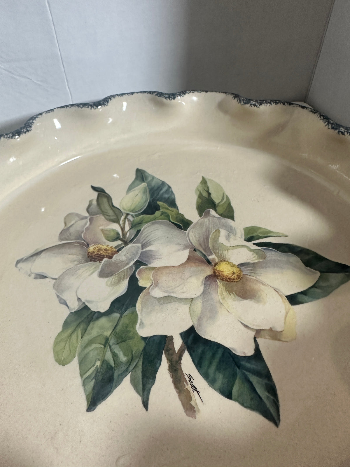 Vintage 2000 Home & Garden Party Magnolia Stoneware Serving Bowl – 12.5” Scalloped – Made in USA
