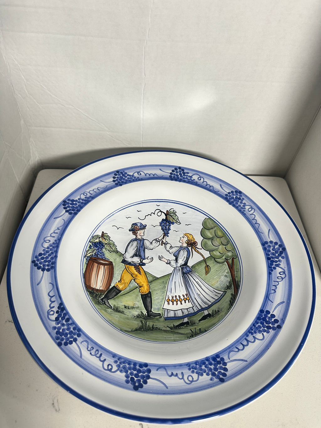 Vintage Hand-Painted Hungarian Folk Art Wall Platter – Szentendre Hungary – Grape Harvest Scene – 13"