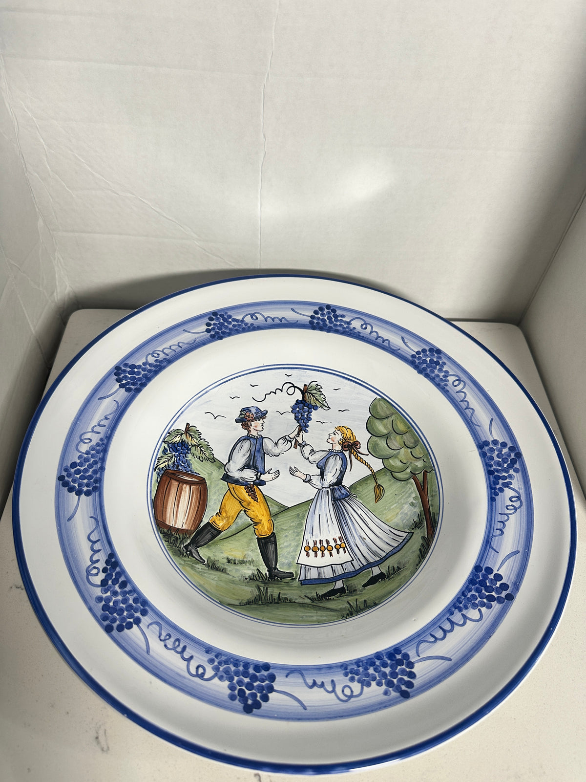 Vintage Hand-Painted Hungarian Folk Art Wall Platter – Szentendre Hungary – Grape Harvest Scene – 13"