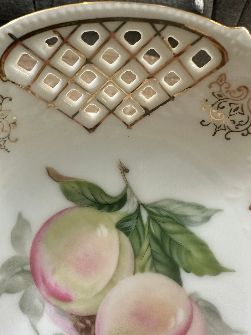 Vintage UCAGCO China Fruit Bowl | Made in Japan Peach Bowl | Gold Lattice Porcelain Compote | Mid Century Japanese Porcelain