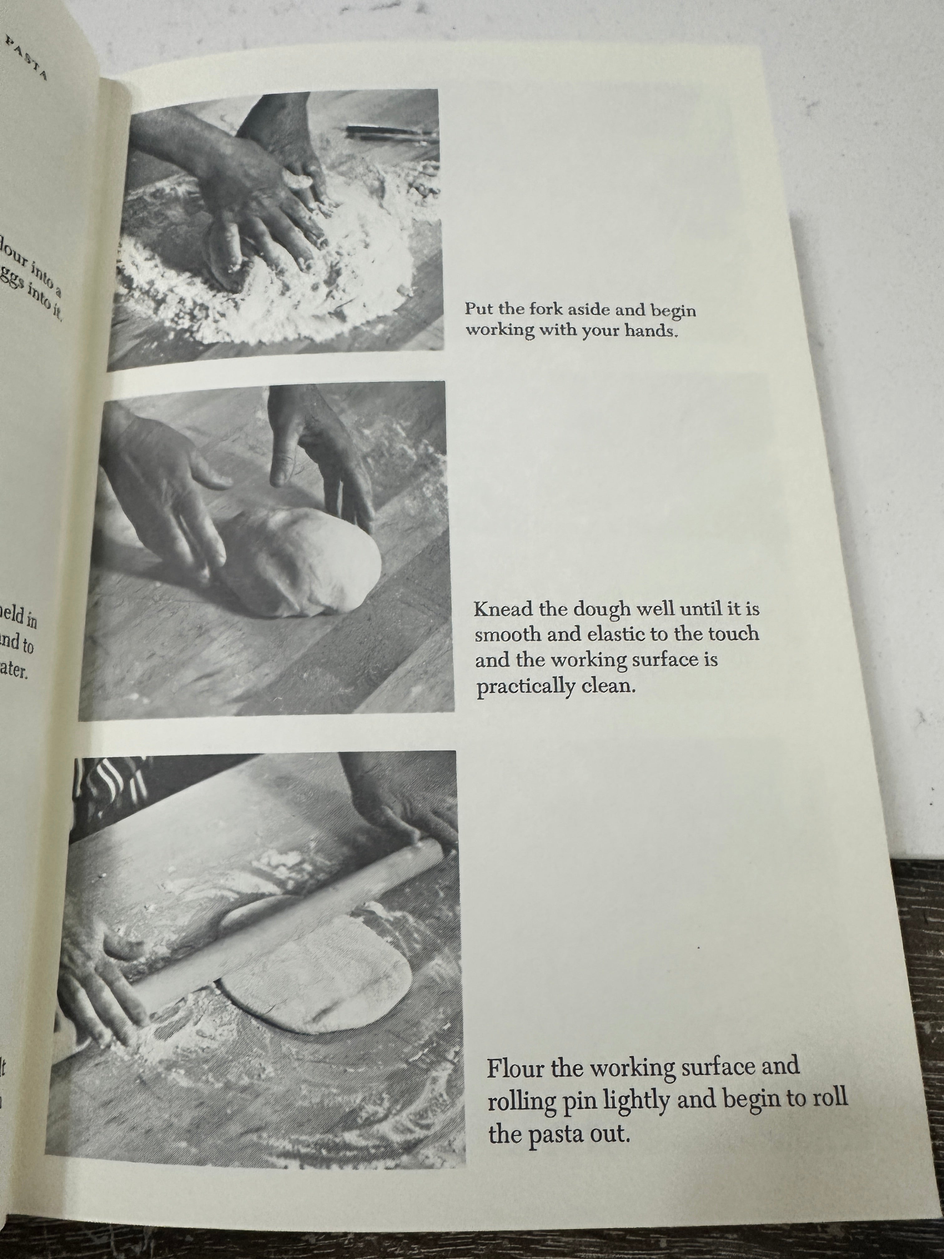 Vintage 1975 The Romagnolis’ Table Italian Family Recipes Cookbook Sixth Printing Margaret Franco Romagnoli Hardcover