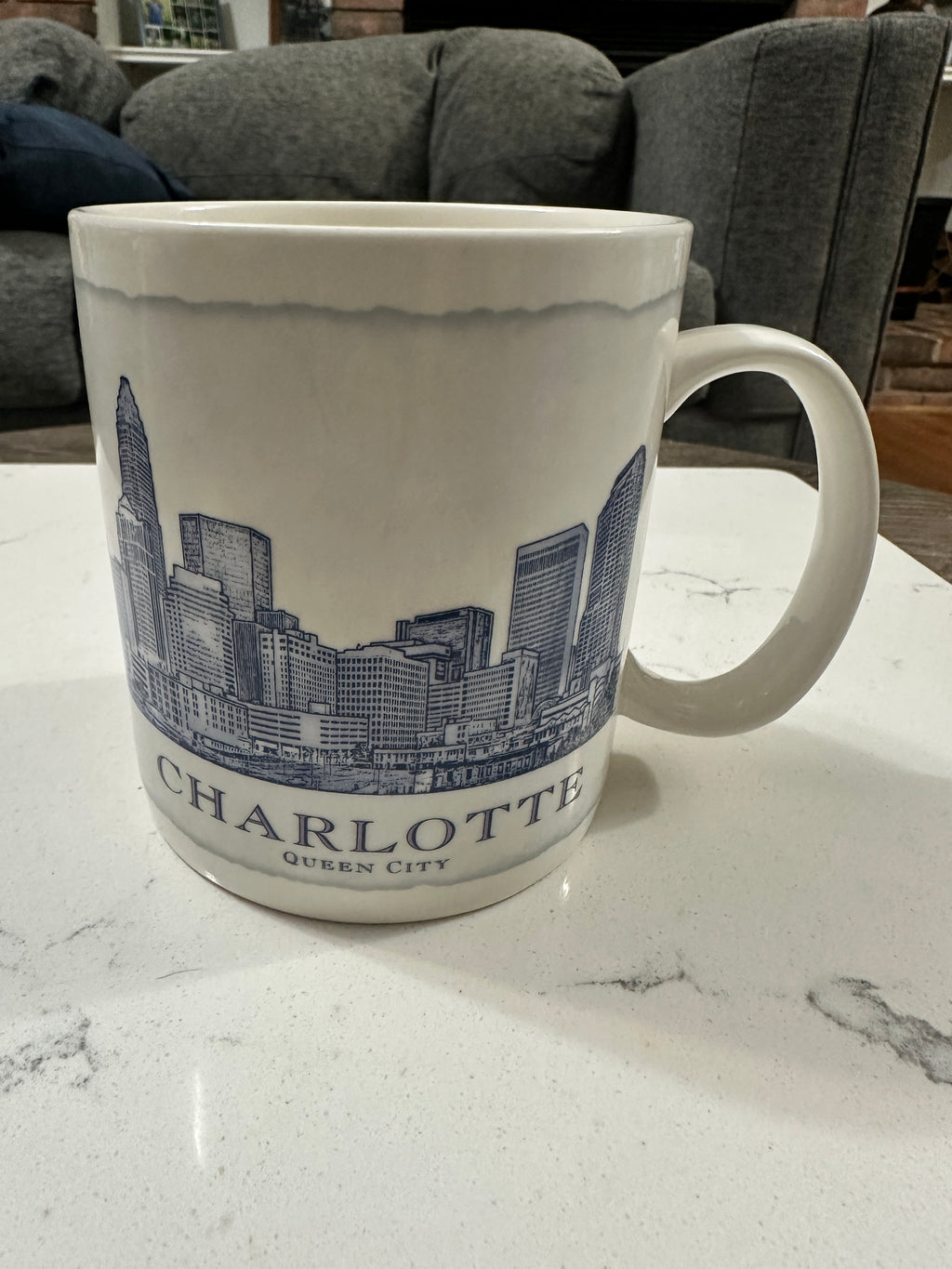 Vintage 2007 Starbucks Charlotte Queen City Mug 18 Oz Architecture Series North Carolina Skyline Coffee Cup