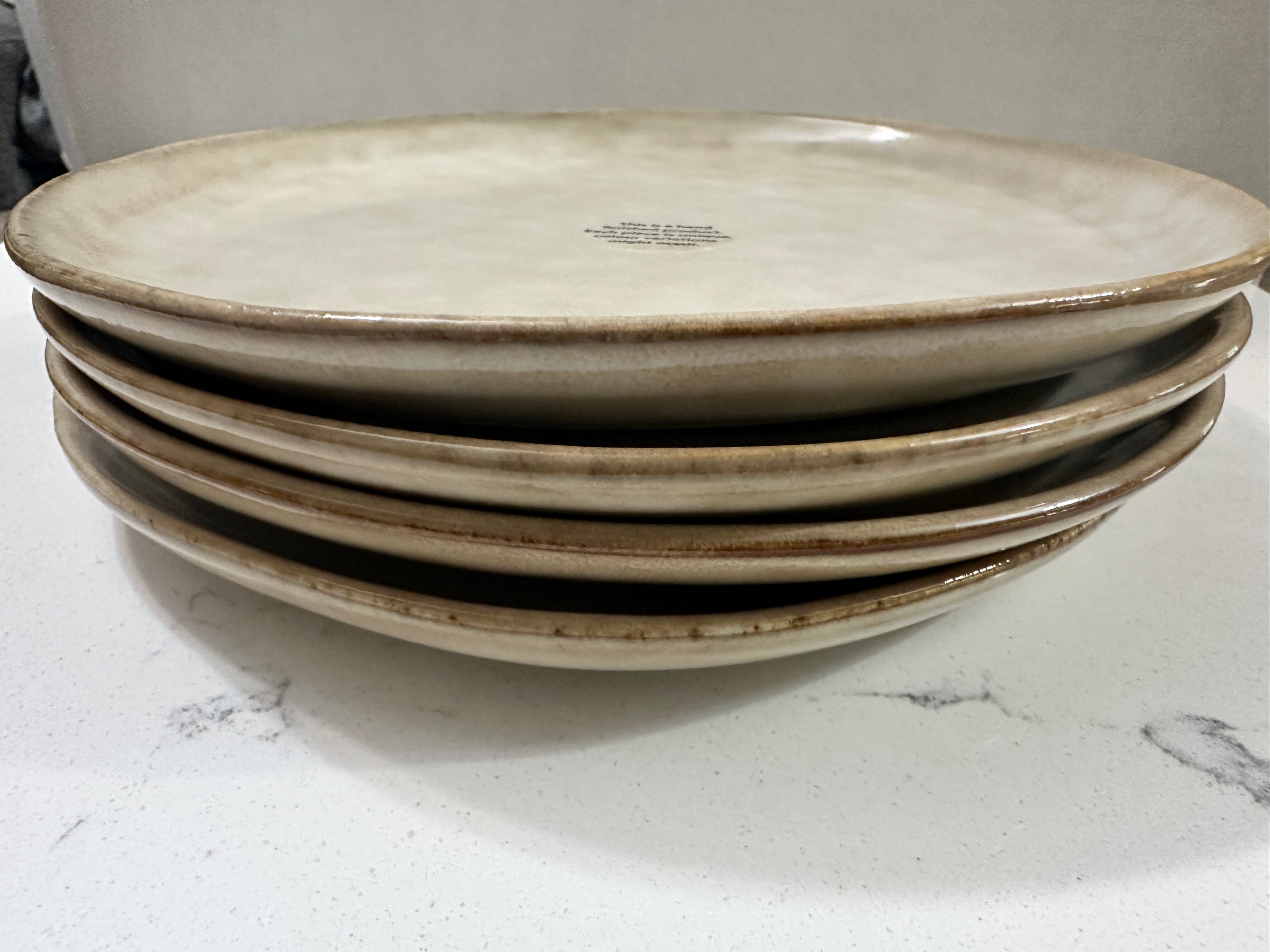 AmorArc Handcrafted Stoneware Dinnerware Set | 7 Piece Beige Reactive Glaze Plates & Bowls | Modern Rustic Farmhouse Dishes