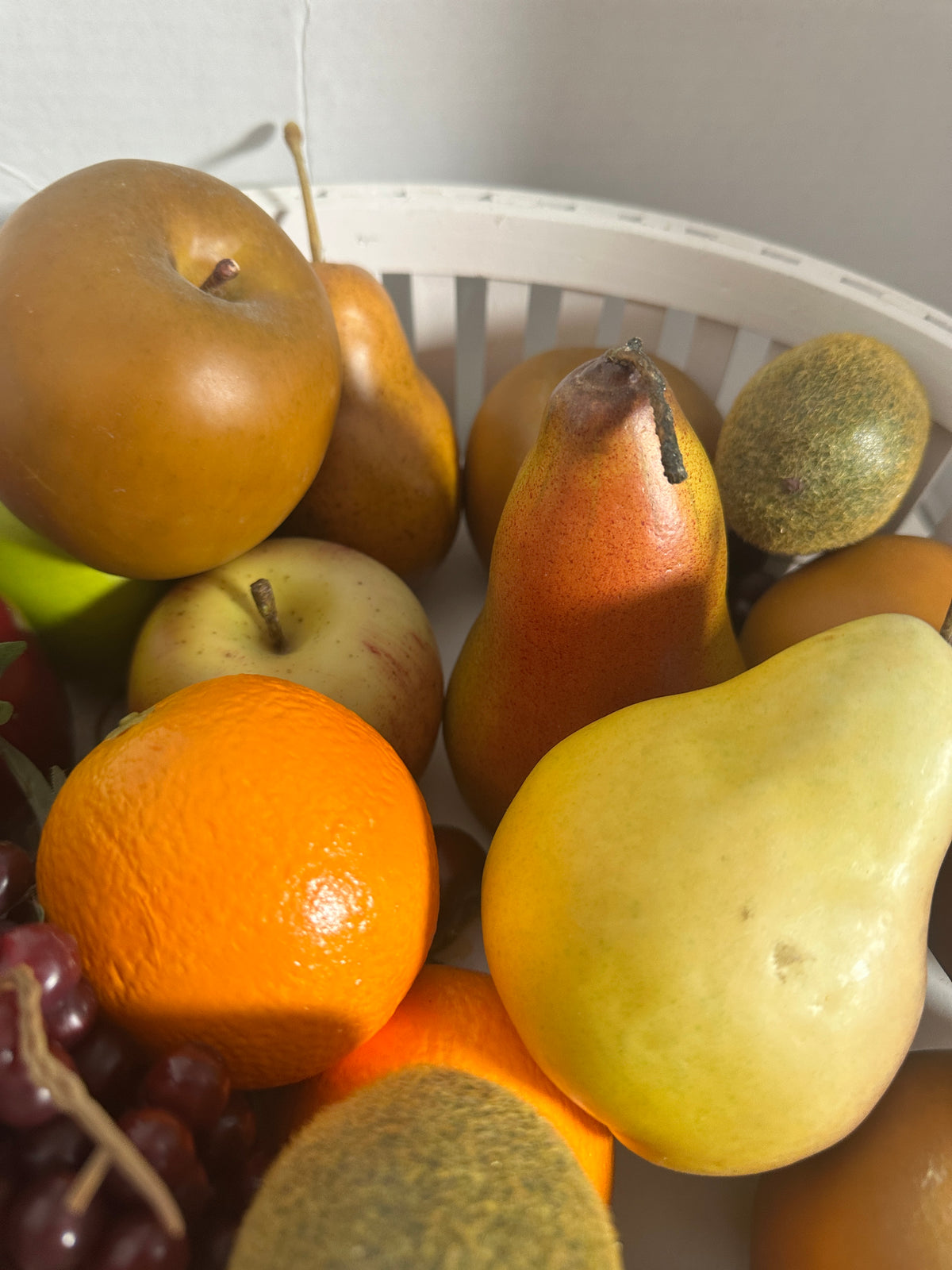 Vintage White Wood Slat Basket with Assorted Faux Fruit – 14"