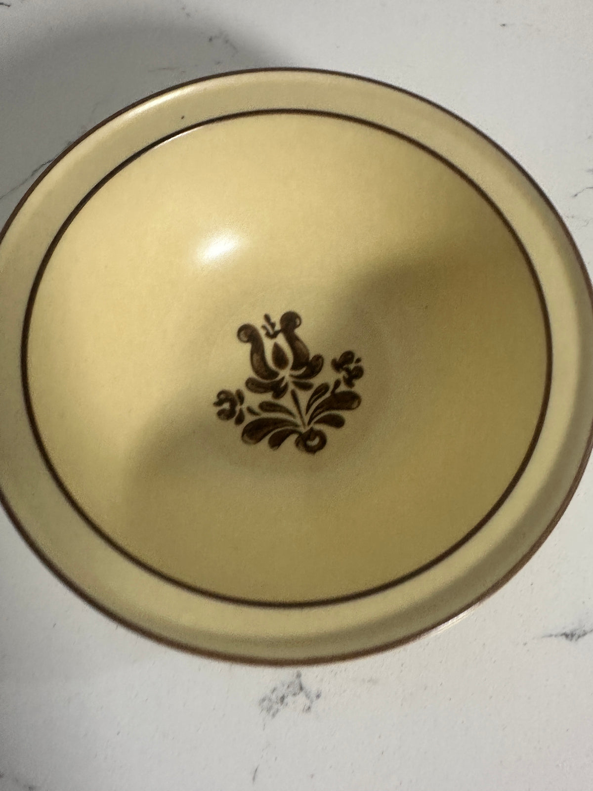 Pfaltzgraff Village Cups, Saucers & Bowl | 11-Piece Set