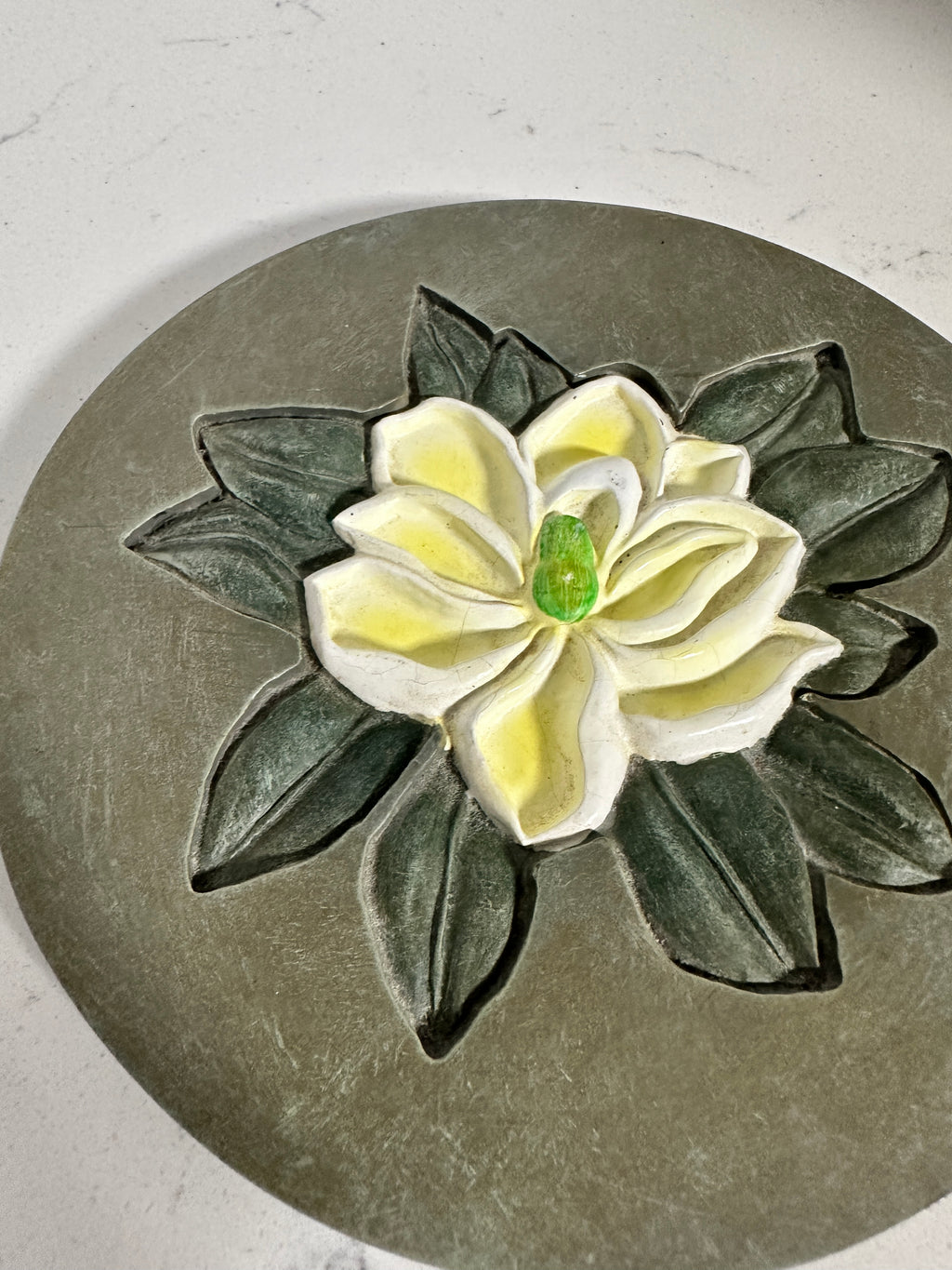Magnolia Flower Round Wall Plaque | 6 Inches