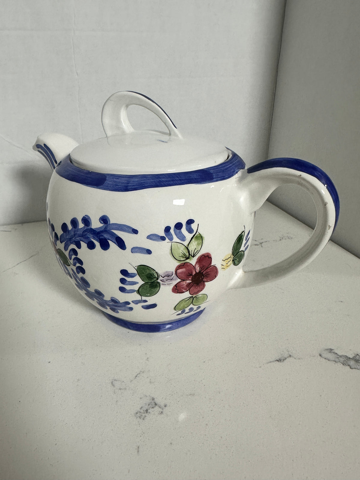 Vintage Hand-Painted Ceramic Floral Teapot – Blue & White Folk Art Pottery