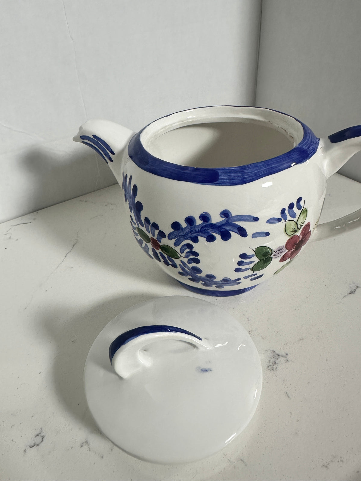 Vintage Hand-Painted Ceramic Floral Teapot – Blue & White Folk Art Pottery