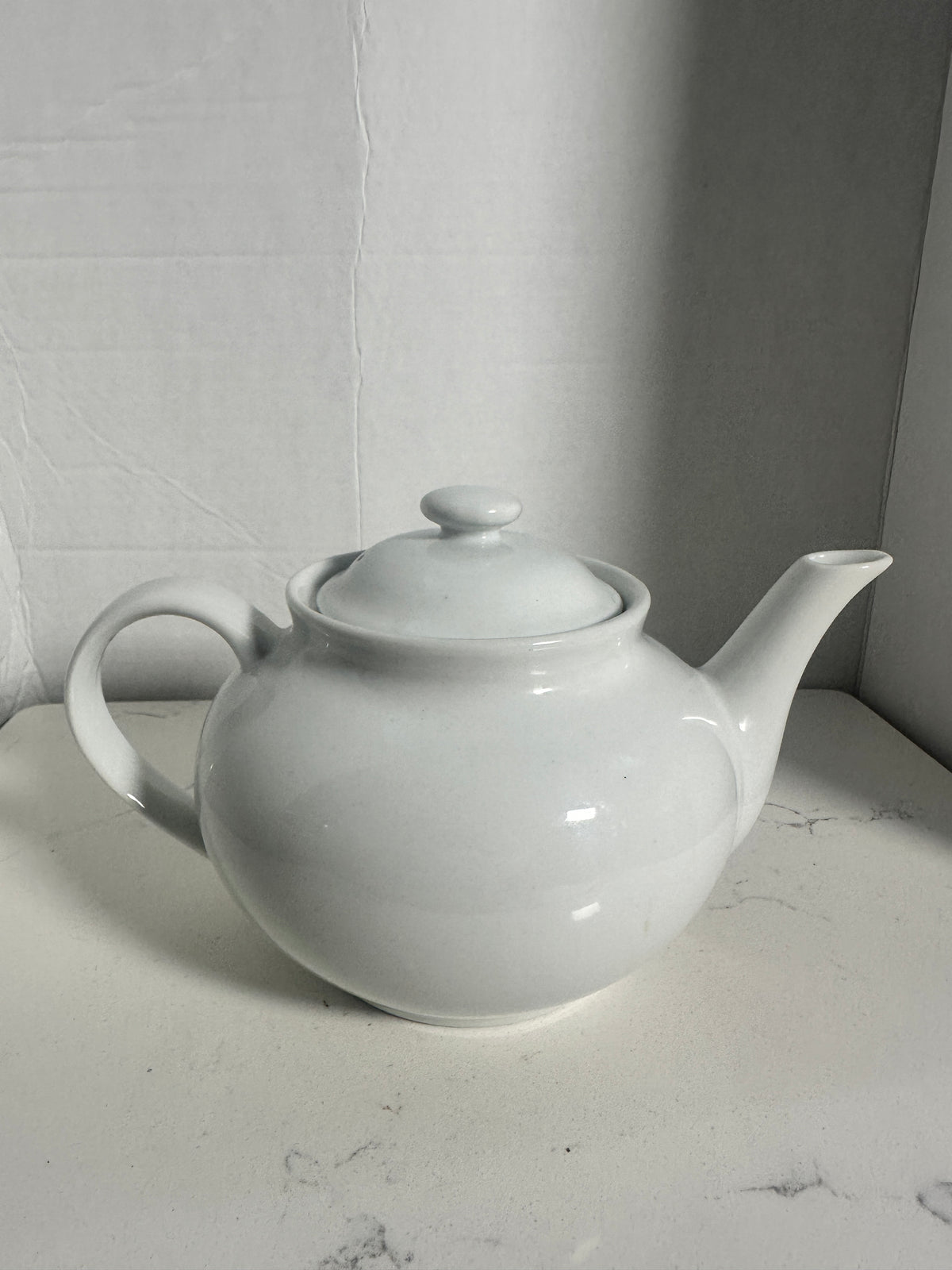 Pottery Barn White Ceramic Teapot with Lid 9 Inch Classic Minimalist Tea Pot