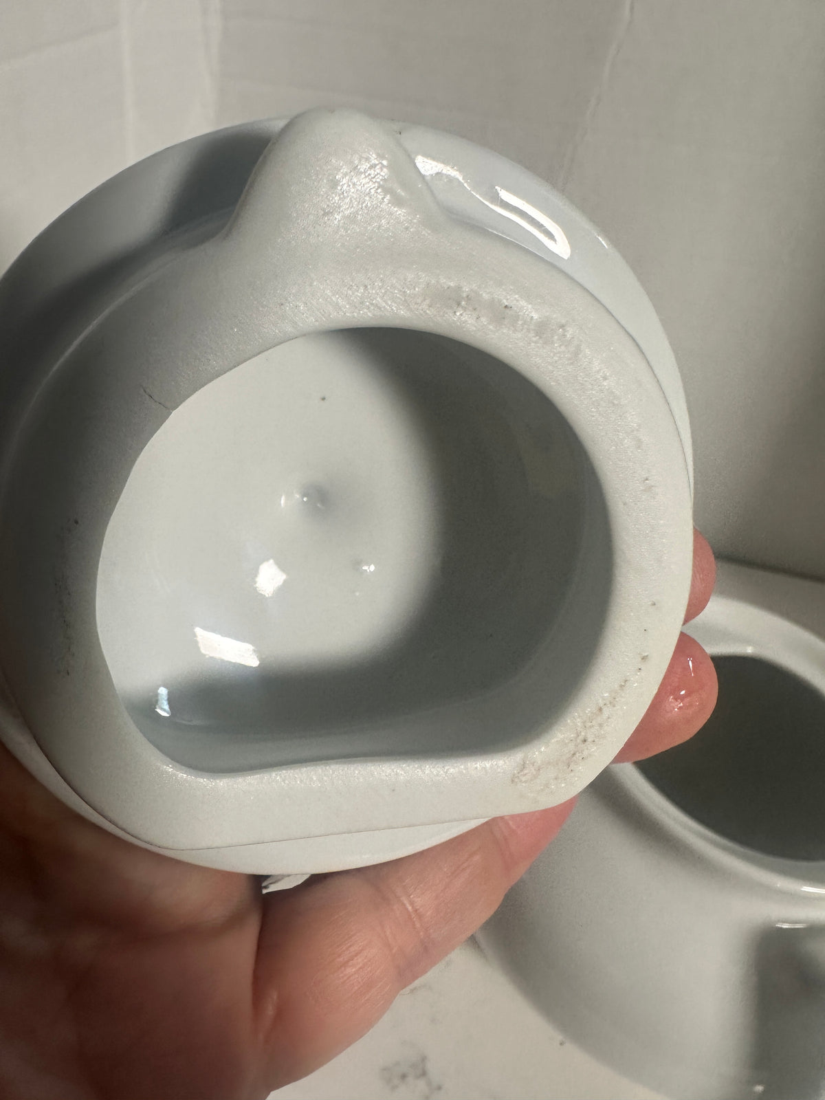 Pottery Barn White Ceramic Teapot with Lid 9 Inch Classic Minimalist Tea Pot