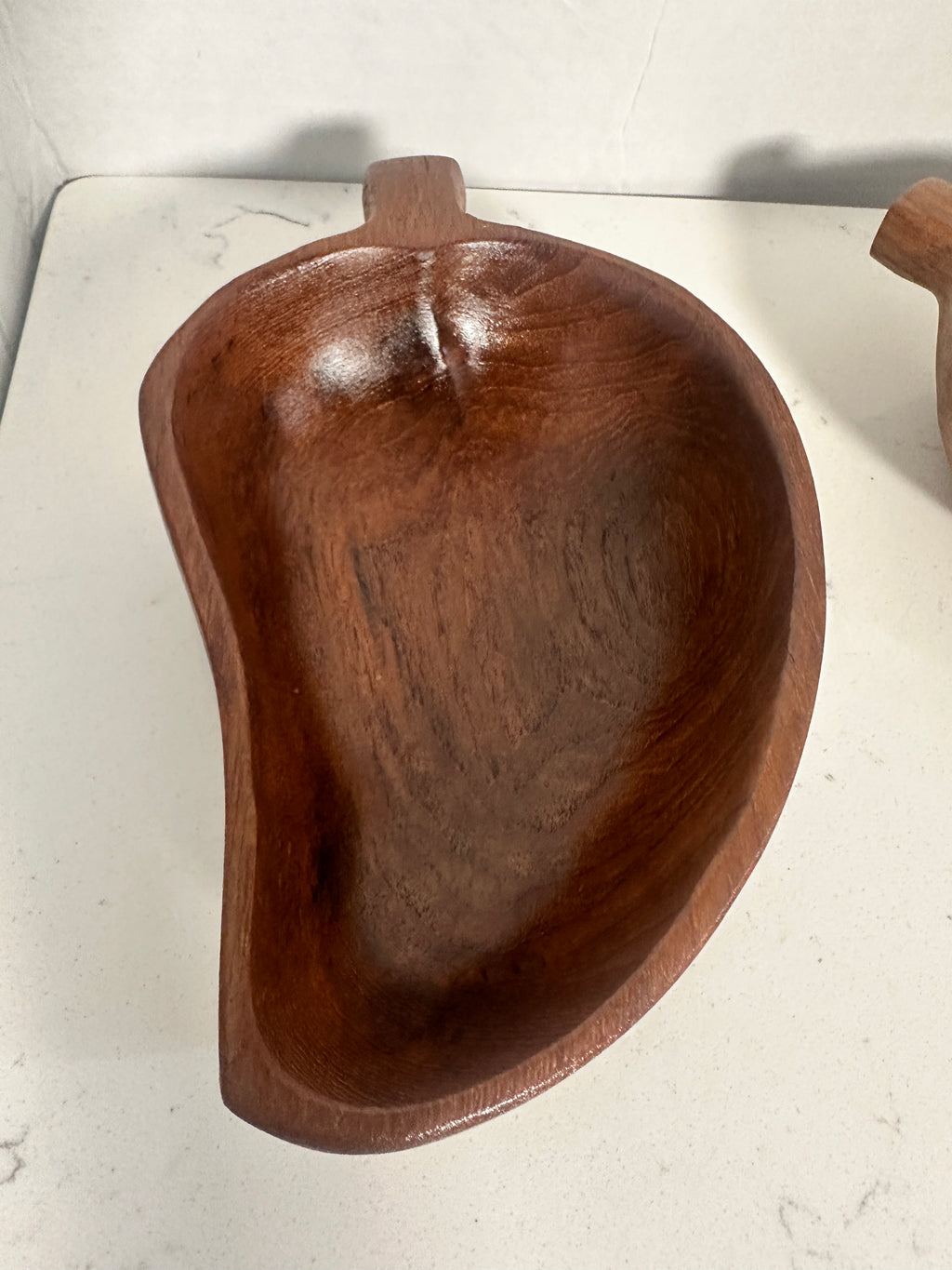 Vintage Hand-Carved Wooden Leaf Bowls Set of 3 Mid Century Serving Dishes 8 Inch