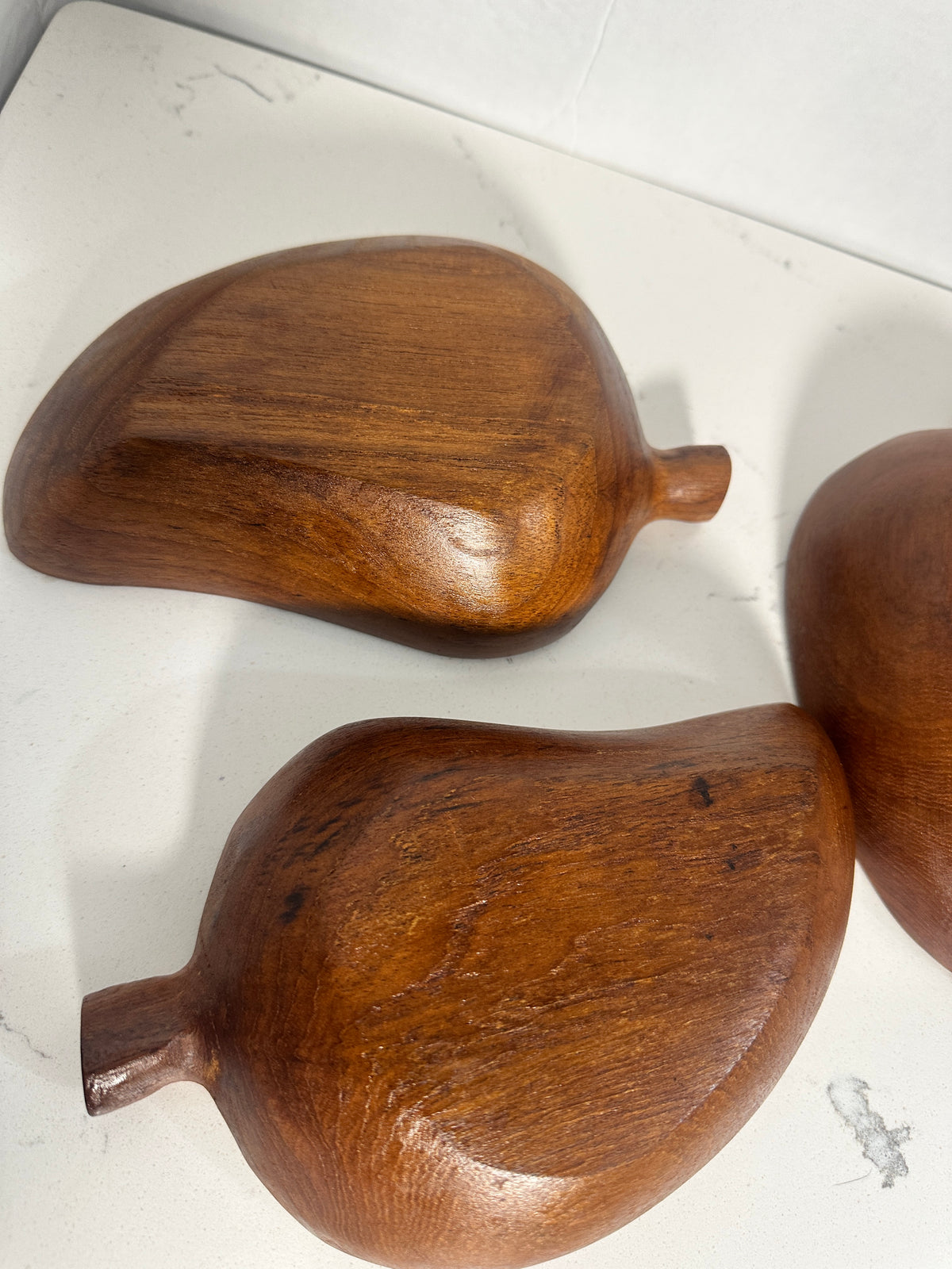 Vintage Hand-Carved Wooden Leaf Bowls Set of 3 Mid Century Serving Dishes 8 Inch