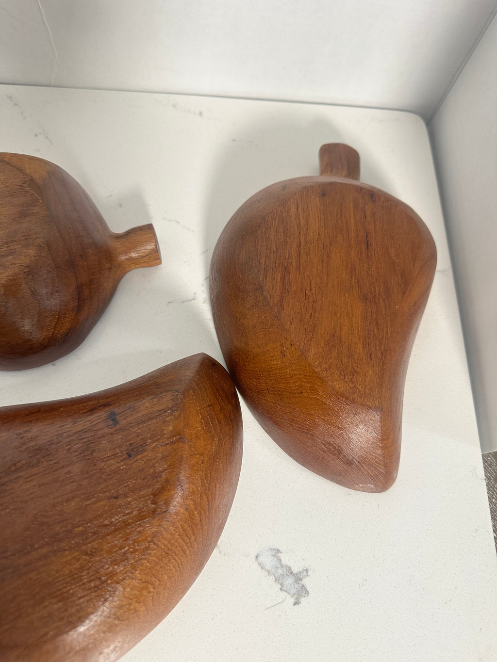 Vintage Hand-Carved Wooden Leaf Bowls Set of 3 Mid Century Serving Dishes 8 Inch