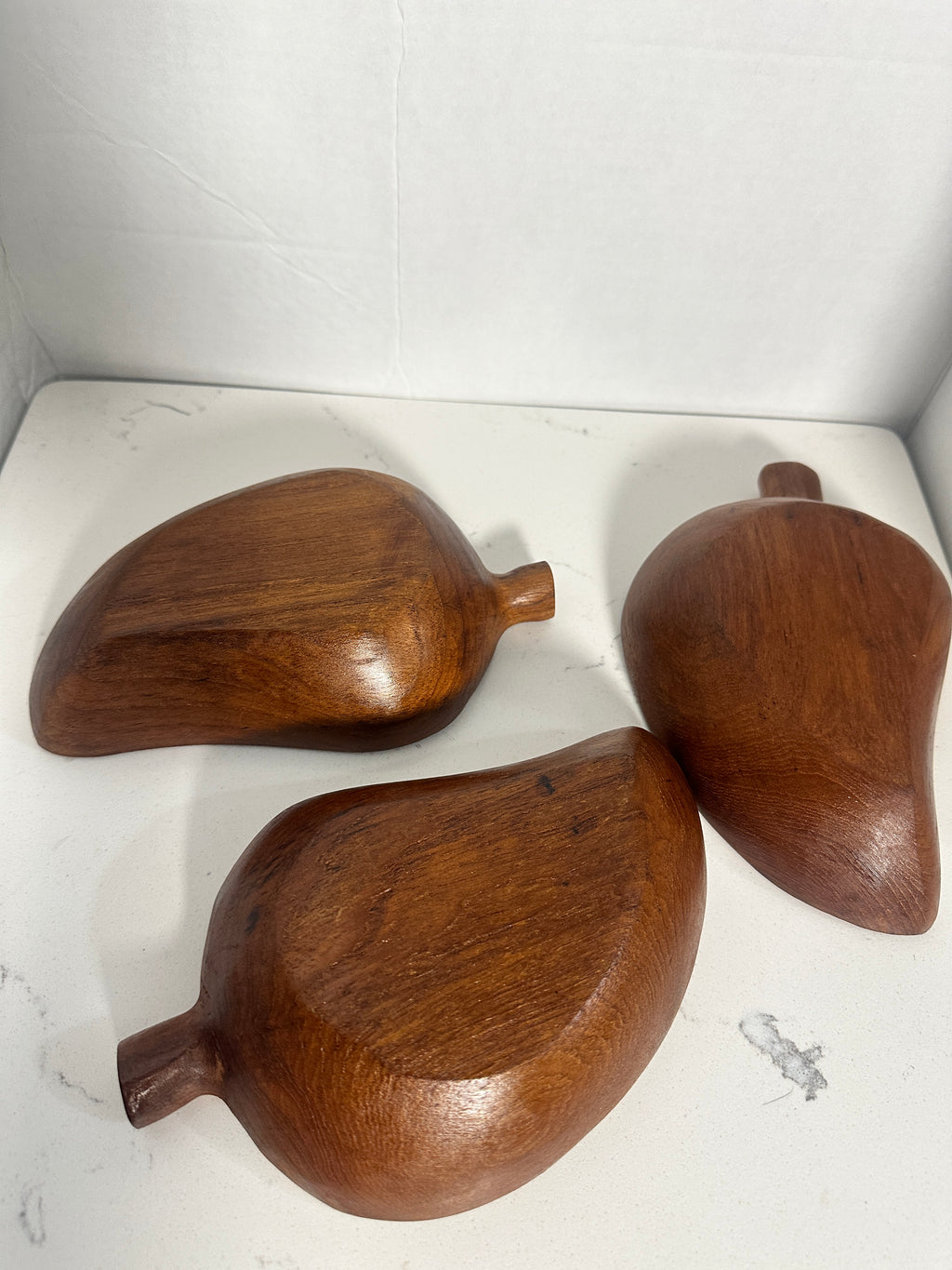 Vintage Hand-Carved Wooden Leaf Bowls Set of 3 Mid Century Serving Dishes 8 Inch