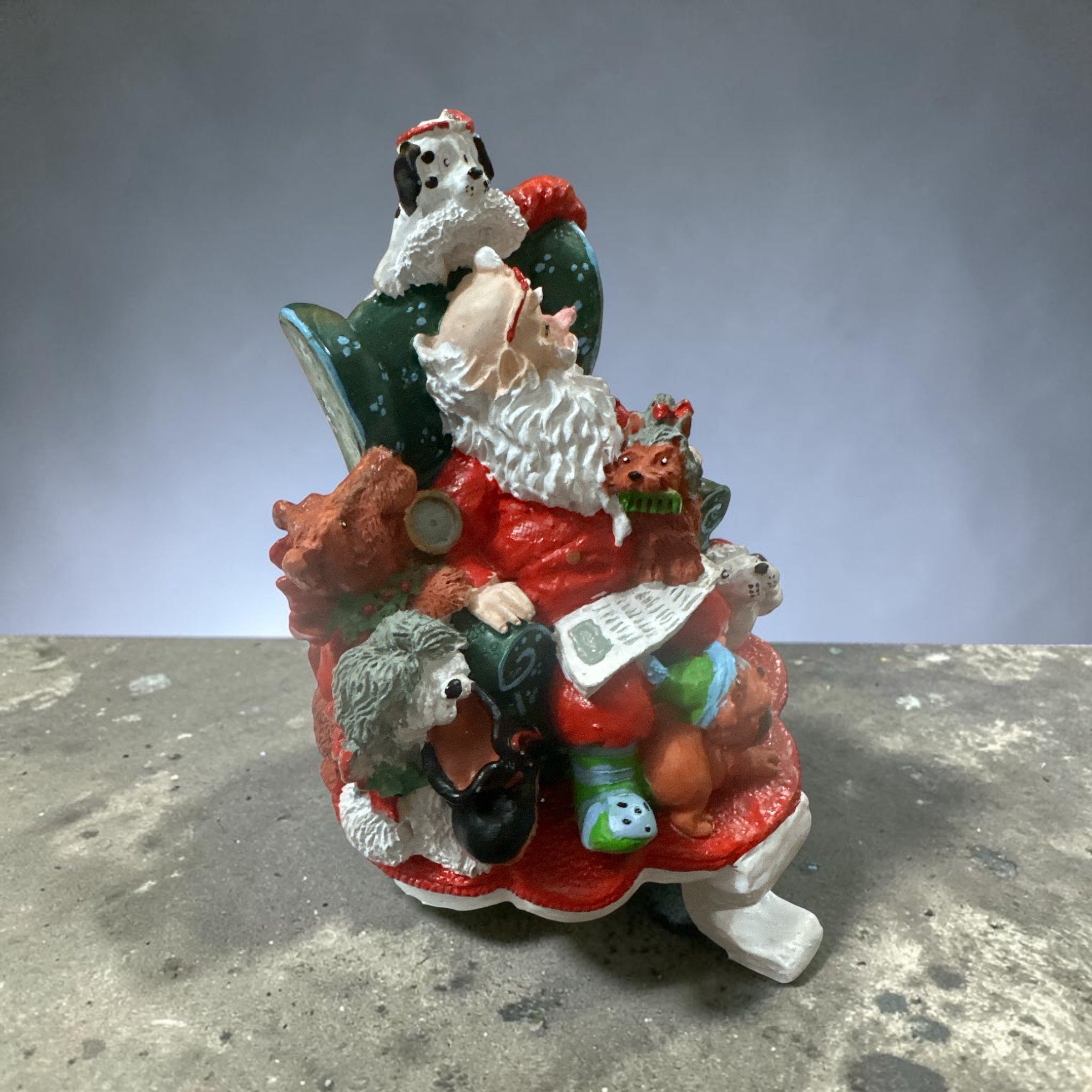 Vintage Santa with Dogs Christmas Figurine | Santa in Chair with Pets | Dog Lover Holiday Decor | Detailed Resin Christmas Collectible
